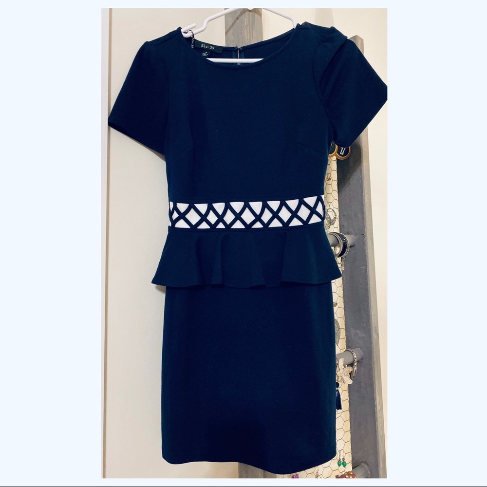 Blu - 39 | Navy & Cream | Peplum Dress